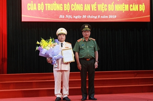 Bộ trưởng Công an bổ nhiệm 3 tân Cục trưởng ảnh 2 Bộ trưởng Công an bổ nhiệm 3 tân Cục trưởng ảnh 2