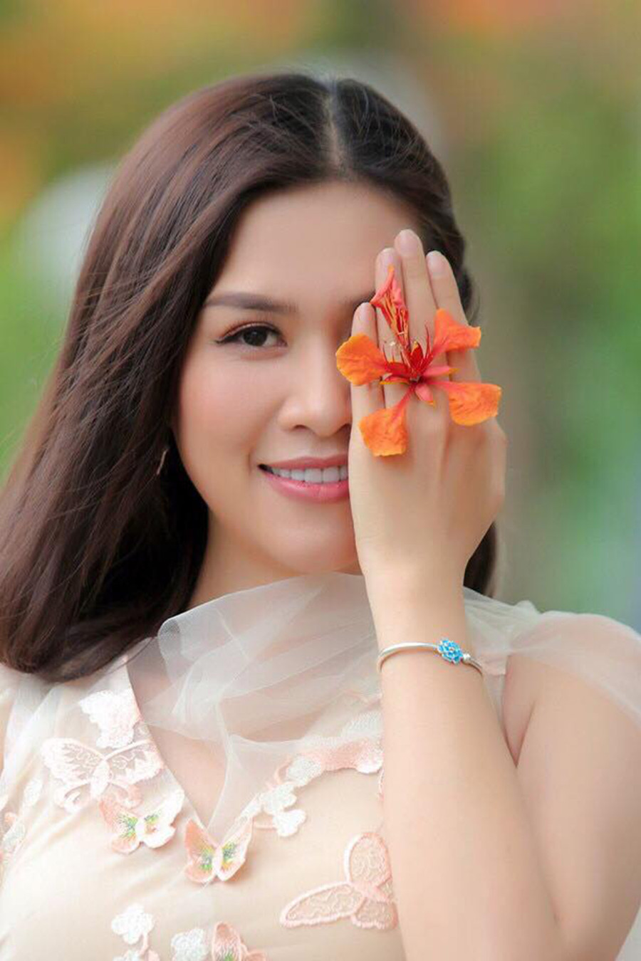 Diễn viên Hà Hương Diễn viên Hà Hương