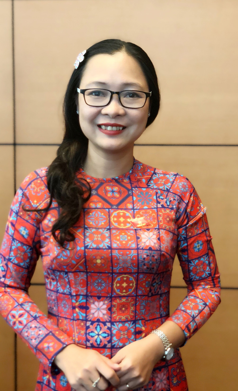 Bà Nguyễn Thị Quyên Thanh – Giám đốc Sở GD&ĐT Vĩnh Long, Đại biểu Quốc hội khóa XIV Bà Nguyễn Thị Quyên Thanh – Giám đốc Sở GD&ĐT Vĩnh Long, Đại biểu Quốc hội khóa XIV