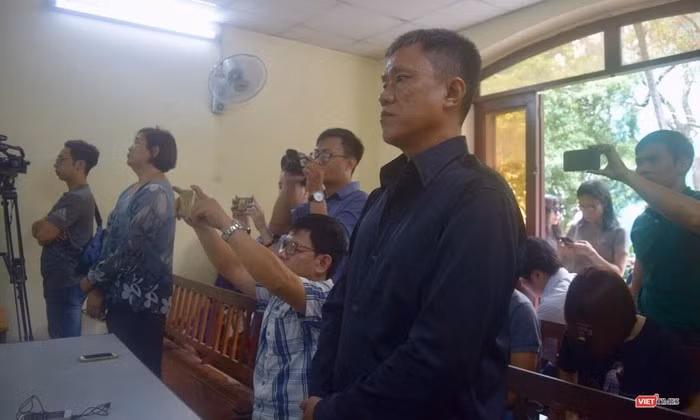 Giới họa sĩ nức lòng vì Lê Linh thắng kiện bản quyền "Thần đồng Đất Việt" ảnh 1