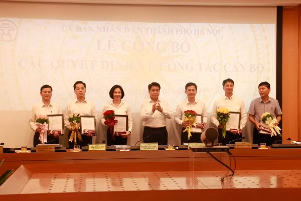 Điều động, bổ nhiệm nhân sự 7 tỉnh thành ảnh 3