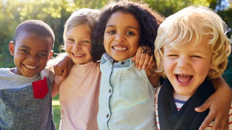 Hãy thực tế về tính cách và khí chất độc đáo của con bạn. (Ảnh: ITN)