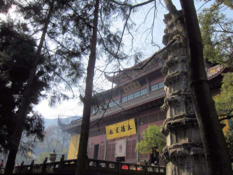 tien canh hang chau va nhung dieu khong the bo lo tai xu thien duong nay hinh anh 2