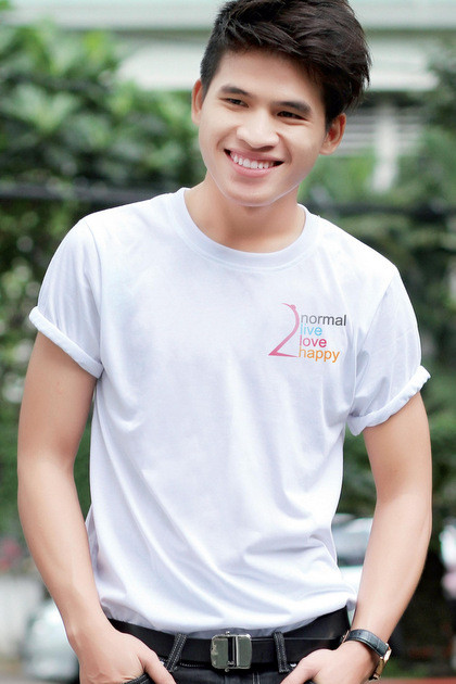 Quốc Thiên thừa nhận phẫu thuật thẩm mỹ vào tháng 10/2018. Anh cho rằng cấu trúc mũi cũ bị to và thô, khiến anh không gặp thuận lợi trong cuộc sống. Bên cạnh chỉnh mũi, anh còn thực hiện tiểu phẫu để làm đôi môi mỏng hơn, cân đối khuôn mặt theo tư vấn của bác sĩ.