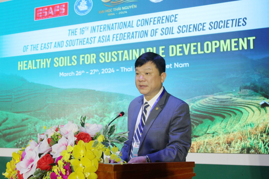 PGS.TS Hoàng Văn Hùng, Giám đốc Đại học Thái Nguyên. PGS.TS Hoàng Văn Hùng, Giám đốc Đại học Thái Nguyên.