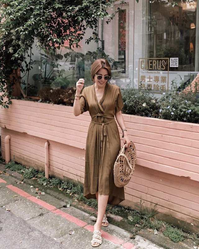 4 công thức mặc gọn gàng, thời thượng cho nàng công sở ảnh 3