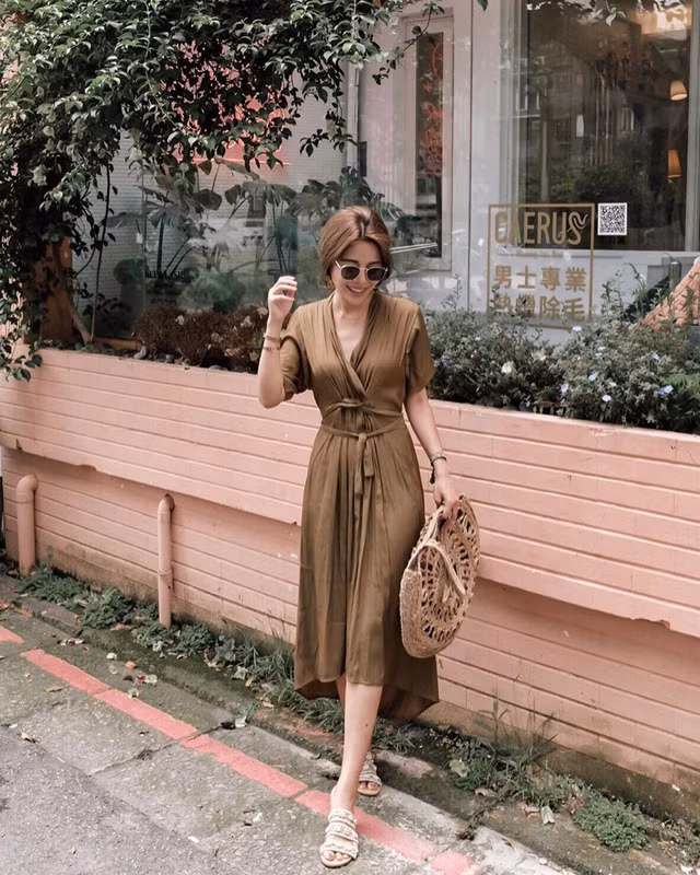 4 công thức mặc gọn gàng, thời thượng cho nàng công sở ảnh 3 4 công thức mặc gọn gàng, thời thượng cho nàng công sở ảnh 3