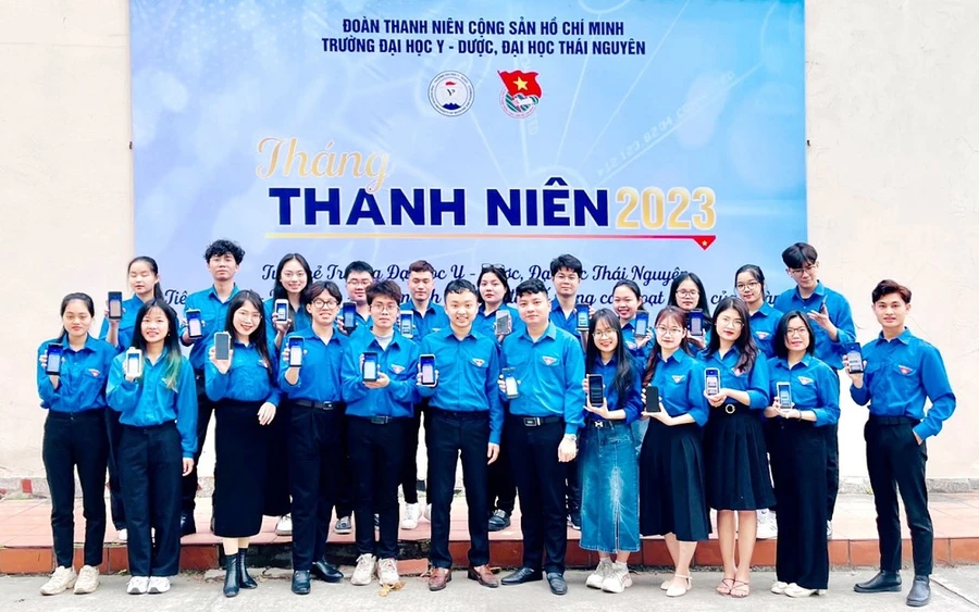 Trường Đại học Y – Dược phát huy sức trẻ trong công cuộc chuyển đổi số.