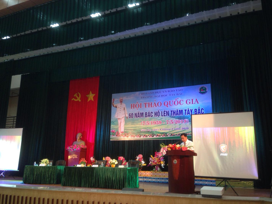 NGƯT.TS Đinh Thanh Tâm, Hiệu trưởng Trường Đại học Tây Bắc phát biểu khai mạc NGƯT.TS Đinh Thanh Tâm, Hiệu trưởng Trường Đại học Tây Bắc phát biểu khai mạc