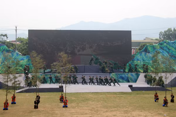 Chương trình văn nghệ đặc sắc tái hiện lịch sử