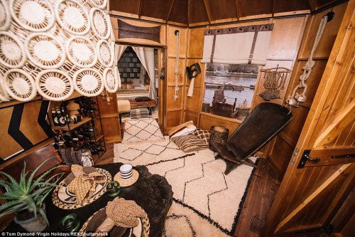 ngoi nha tren cay giua thanh pho london hinh anh 5