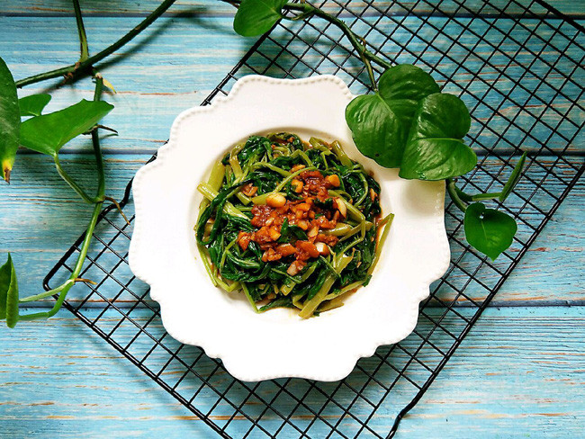 Đừng xào rau muống kiểu cũ nữa đây mới là cách làm ngon "bá cháy" - Ảnh 6. Đừng xào rau muống kiểu cũ nữa đây mới là cách làm ngon "bá cháy" - Ảnh 6.