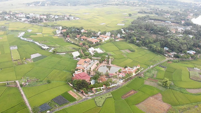 Đề nghị thu hồi gần 6.000m2 đất của sư thầy nghi gạ tình phóng viên - 2 Đề nghị thu hồi gần 6.000m2 đất của sư thầy nghi gạ tình phóng viên - 2