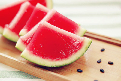 Thạch dưa hấu chỉ nhìn đã thấy mê