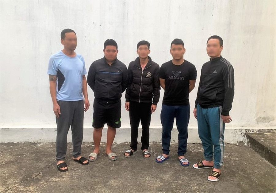 5 đối tượng đang bị tạm giữ hình sự. Ảnh. CANA.