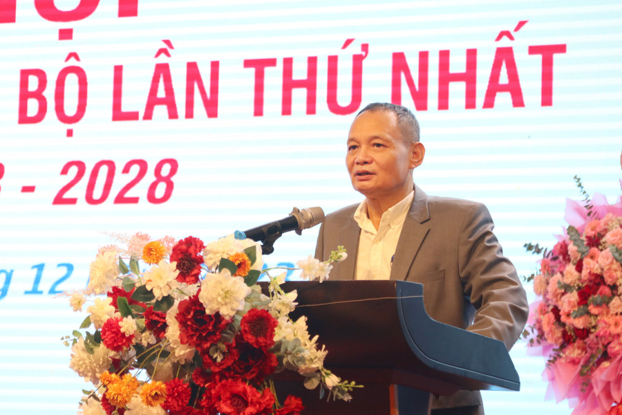 Tân Chủ tịch Hội Dầu khí Bắc Trung Bộ Trịnh Bảo Ngọc phát biểu nhận nhiệm vụ. (Ảnh: Phạm Tâm).