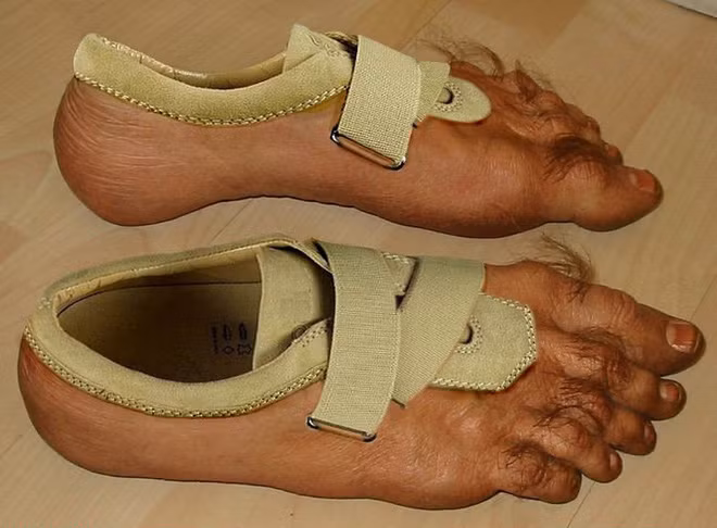 Những đôi giày dép dị nhất quả đất không phải ai cũng dám xỏ chân vào - Ảnh 15.
