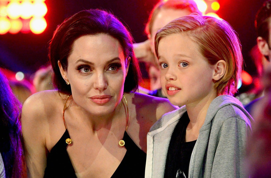 Hành trình lột xác gây choáng của con gái lớn nhà Brangelina: Từ công chúa Hollywood thành tomboy phá cách - Ảnh 18. Hành trình lột xác gây choáng của con gái lớn nhà Brangelina: Từ công chúa Hollywood thành tomboy phá cách - Ảnh 18.