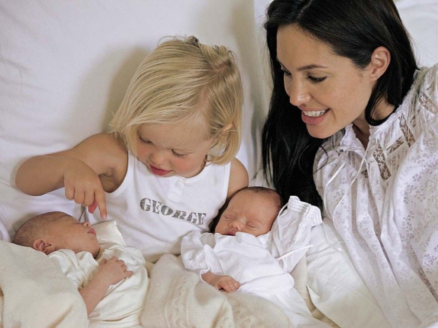 Hành trình lột xác gây choáng của con gái lớn nhà Brangelina: Từ công chúa Hollywood thành tomboy phá cách - Ảnh 8. Hành trình lột xác gây choáng của con gái lớn nhà Brangelina: Từ công chúa Hollywood thành tomboy phá cách - Ảnh 8.