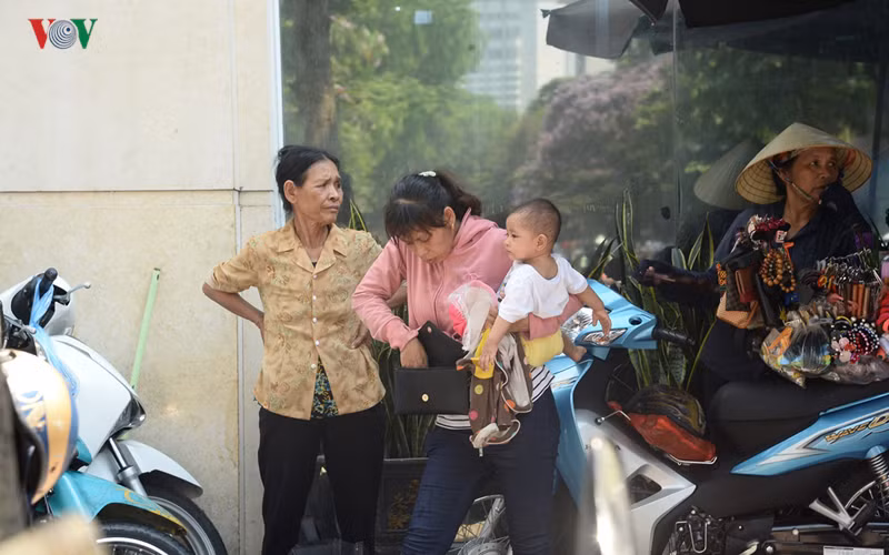 benh nhan, nguoi nha lao dao vi cai nang nhu do lua o ha noi hinh 12
