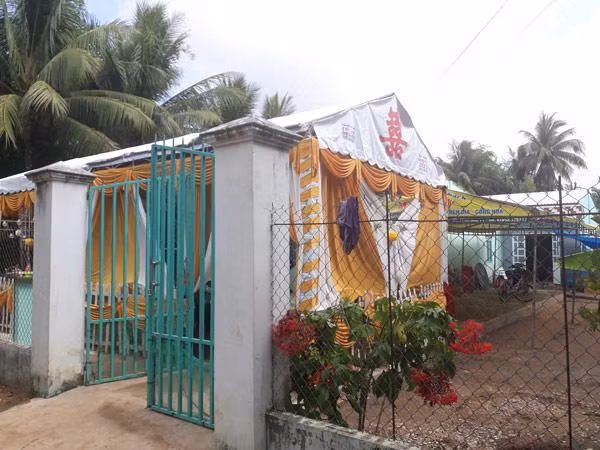 vu co dau bi chong cu chem trong ngay cuoi: loi ke kinh hoang cua nguoi vo khon kho - 2