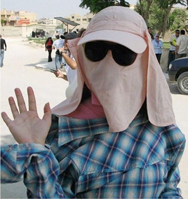 Mặc gì ra đường giữa tiết trời nắng 40 độ? hình ảnh 2 mac gi ra duong giua tiet troi nang 40 do? hinh anh 2