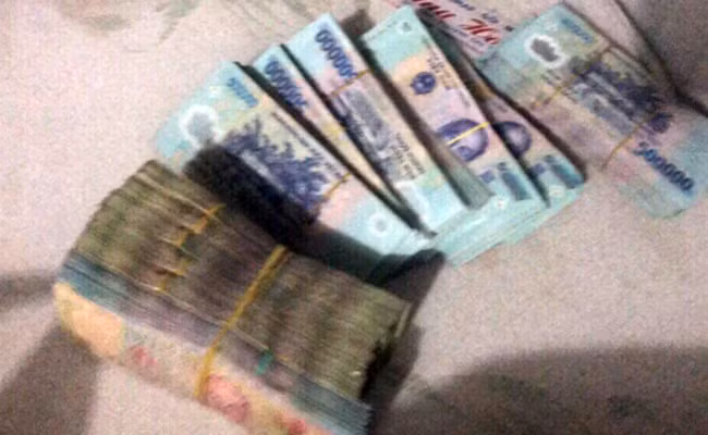 Triệt phá băng nhóm giang hồ bảo kê, cho vay nặng lãi, đánh bạc ở TP Hồ Chí Minh ảnh 2 Chú thích ảnh