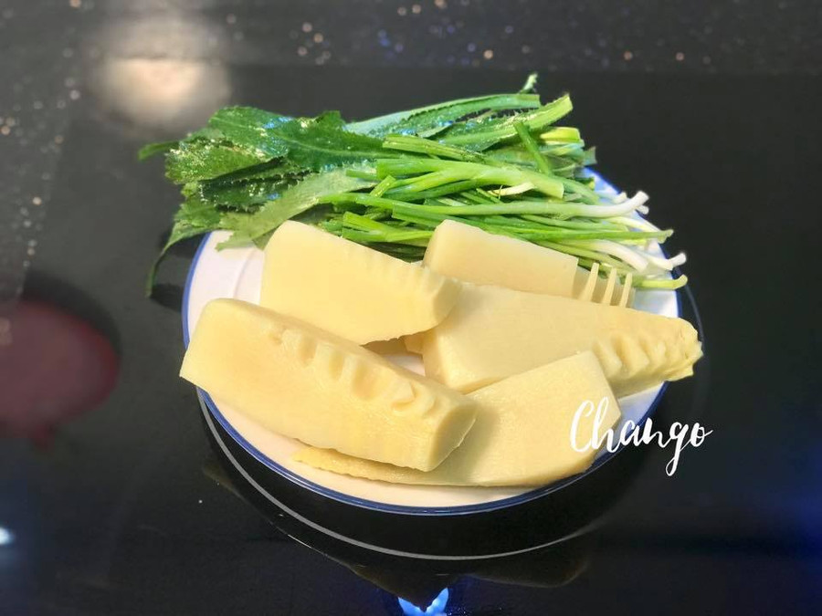 Cách làm món vịt nấu măng chuẩn ngon cho Tết Đoan Ngọ ảnh 1