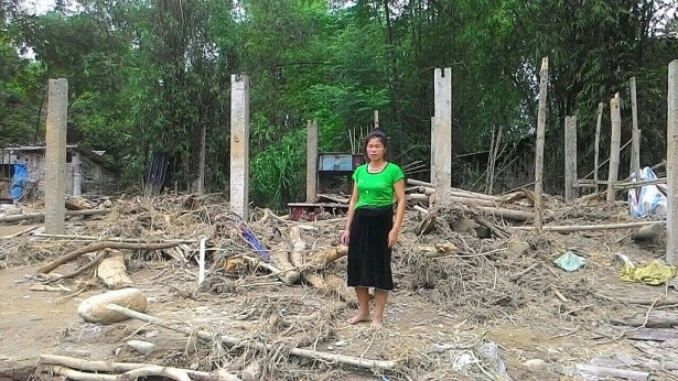 con lu da qua nhung lanh ve roi hoc sinh vung lu can lam ao am chan man