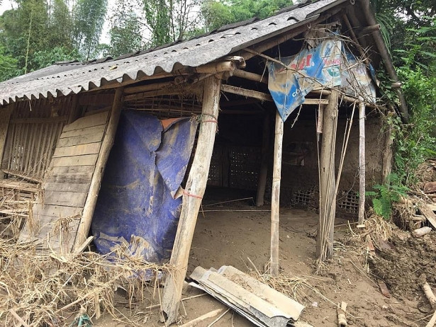 con lu da qua nhung lanh ve roi hoc sinh vung lu can lam ao am chan man