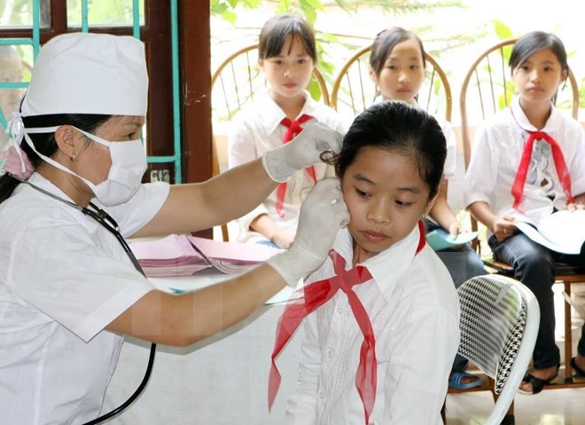 Bảo hiểm y tế học đường: Lợi cả đôi đường