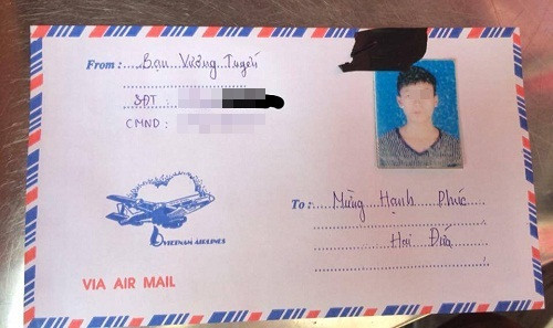 Cẩn thận hơn nữa, có thể ghi cả số điện thoại và số chứng minh nhân dân. dan-anh-the-len-phong-bi-mung-cuoi-de-tranh-nham-lan-5