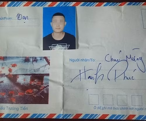 dan-anh-the-len-phong-bi-mung-cuoi-de-tranh-nham-lan-1