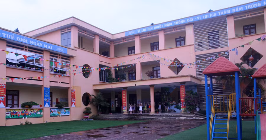 năm học mới, sáp nhập trường, Bắc Giang