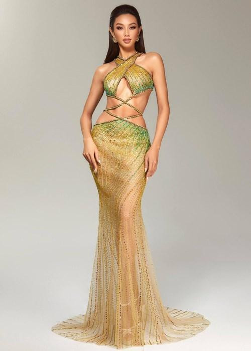 Đến với Miss Grand Internationnal 2021, Thùy Tiên khiến người hâm mộ trầm trồ bởi vẻ sexy, nóng bỏng đầy quyến rũ. Đến với Miss Grand Internationnal 2021, Thùy Tiên khiến người hâm mộ trầm trồ bởi vẻ sexy, nóng bỏng đầy quyến rũ.