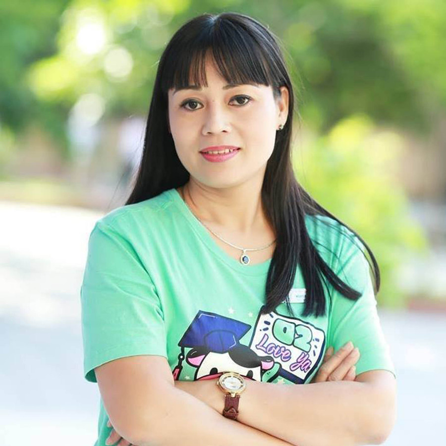 Cô Nguyễn Kim Anh - giáo viên Ngữ văn Trường THPT Phan Huy Chú (Hà Nội)
