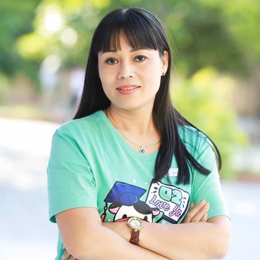 Cô Nguyễn Kim Anh - giáo viên Ngữ văn Trường THPT Phan Huy Chú (Hà Nội)