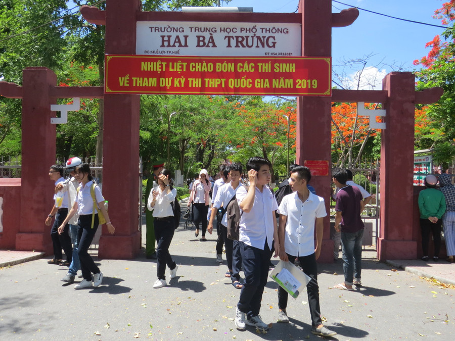 Hội đồng trường THPT Hai Bà Trưng là một trong những hội đồng có thí sinh đăng ký dự thi môn Tổ hợp tự nhiên đông nhất. Hội đồng trường THPT Hai Bà Trưng là một trong những hội đồng có thí sinh đăng ký dự thi môn Tổ hợp tự nhiên đông nhất.