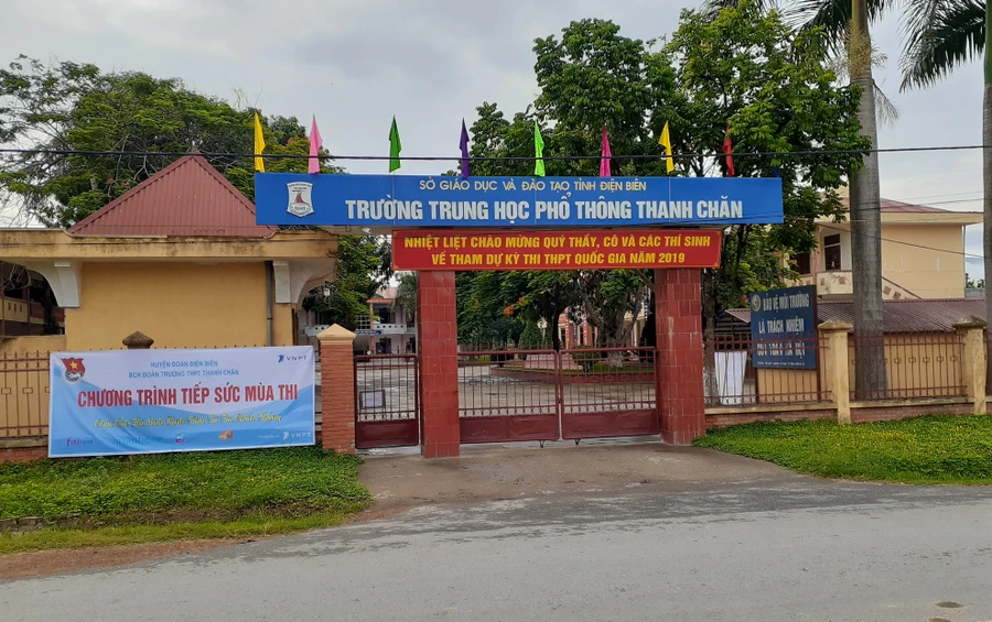 Điểm thi Trường THPT Thanh Chăn, xã Thanh Chăn (xã biên giới giáp với nước bạn Lào), huyện Điện Biên, tỉnh Điện Biên.