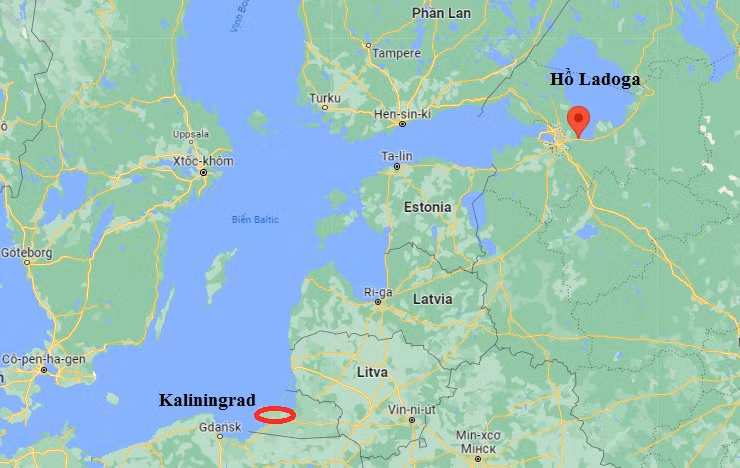 Hồ Ladoga, hồ lớn thứ hai của Nga nằm sâu trong lục địa ở Saint-Peterburg