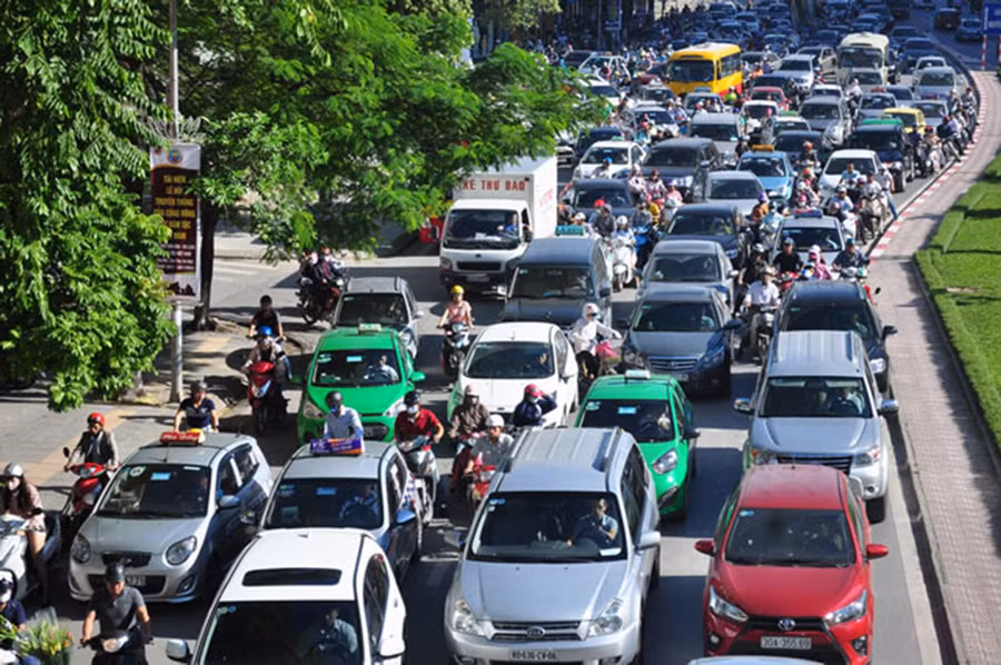 Xe kinh doanh vận tải dưới 9 chỗ sử dụng hợp đồng điện tử là xe taxi