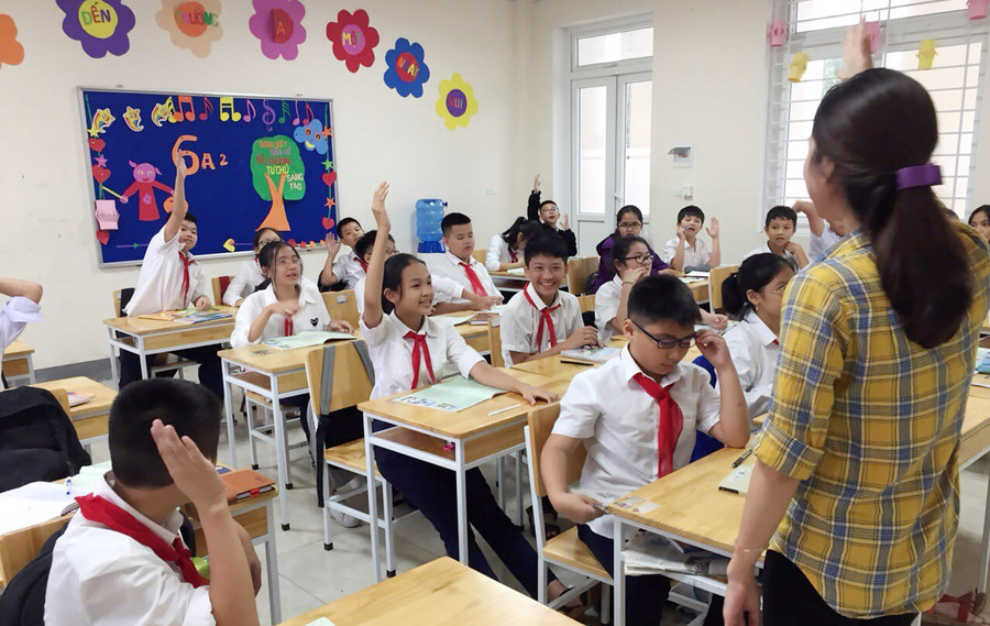 Những bị động về nhân sự, tài chính gây ra nhiều bất cập trong ngành GD