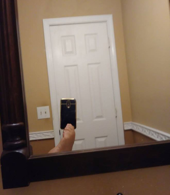 1001 kiểu chụp ảnh thanh lý gương khiến dân mạng không nhịn nổi cười hình ảnh 12 1001 kieu chup anh thanh ly guong khien dan mang khong nhin noi cuoi hinh anh 12