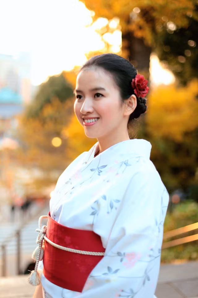  Lê Giang đang theo học hệ thạc sĩ về tài chính ngân hàng. 