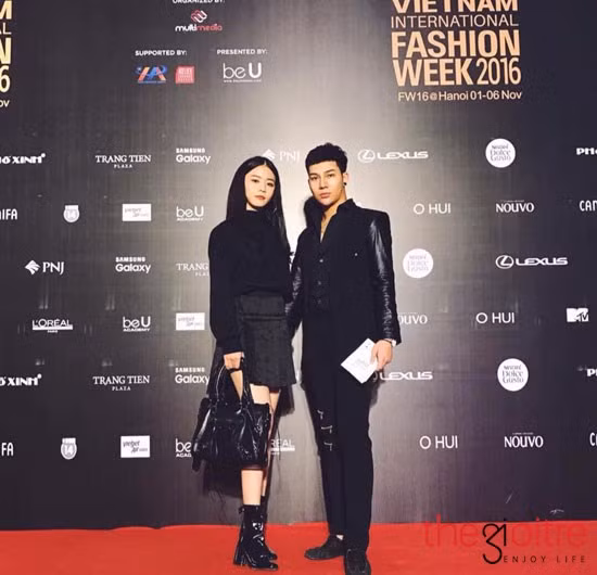 Nhờ có ngoại hình sáng, gương mặt đẹp, dáng người chuẩn mà Tuấn còn làm mẫu ảnh cho một số shop thời trang nam có tiếng Hà Thành. Được mời tham gia các sự kiện về thời trang lớn nhỏ.