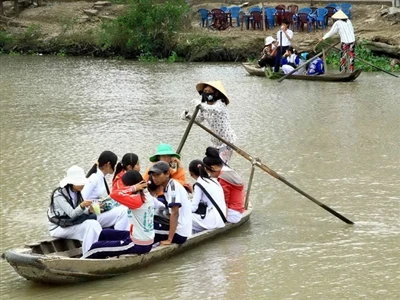 Chòng chành những chuyến đò ngang