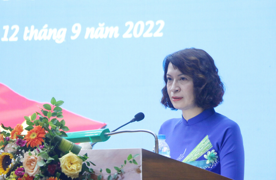 PGS.TS Nguyễn Thị Liên Hương - Thứ trưởng Bộ Y tế phát động chiến dịch truyền thông về phòng chống dịch Covid-19 trong tình hình mới.