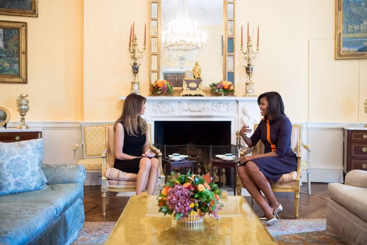 Ngắm gu thời trang sành điệu của cựu đệ nhất phu nhân Michelle Obama ảnh 6