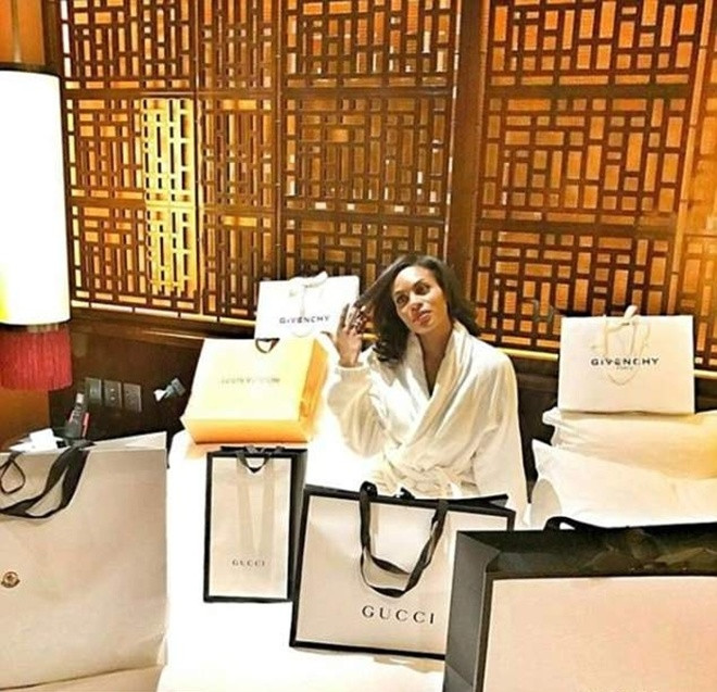 Cuộc sống xa hoa của con nhà giàu châu Phi