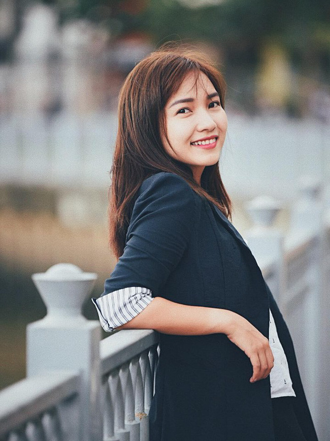 Hiền hơn hẳn Hari Won, đây là chân dung cô gái mà Tiến Đạt đã bí mật yêu và sẽ cưới vào ngày 31/12 này - Ảnh 2. Hiền hơn hẳn Hari Won, đây là chân dung cô gái mà Tiến Đạt đã bí mật yêu và sẽ cưới vào ngày 31/12 này - Ảnh 2.